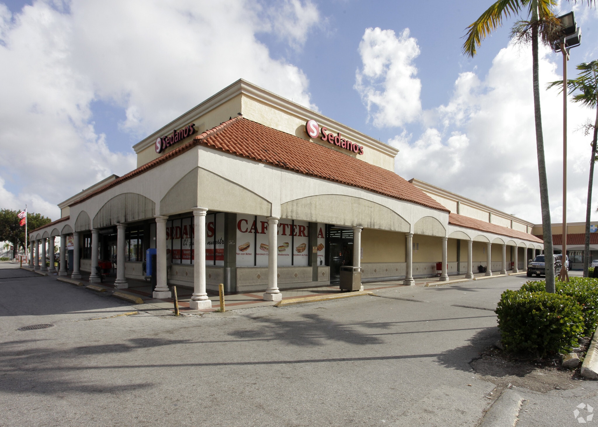 1700 W 68th St, Hialeah, FL for Rent