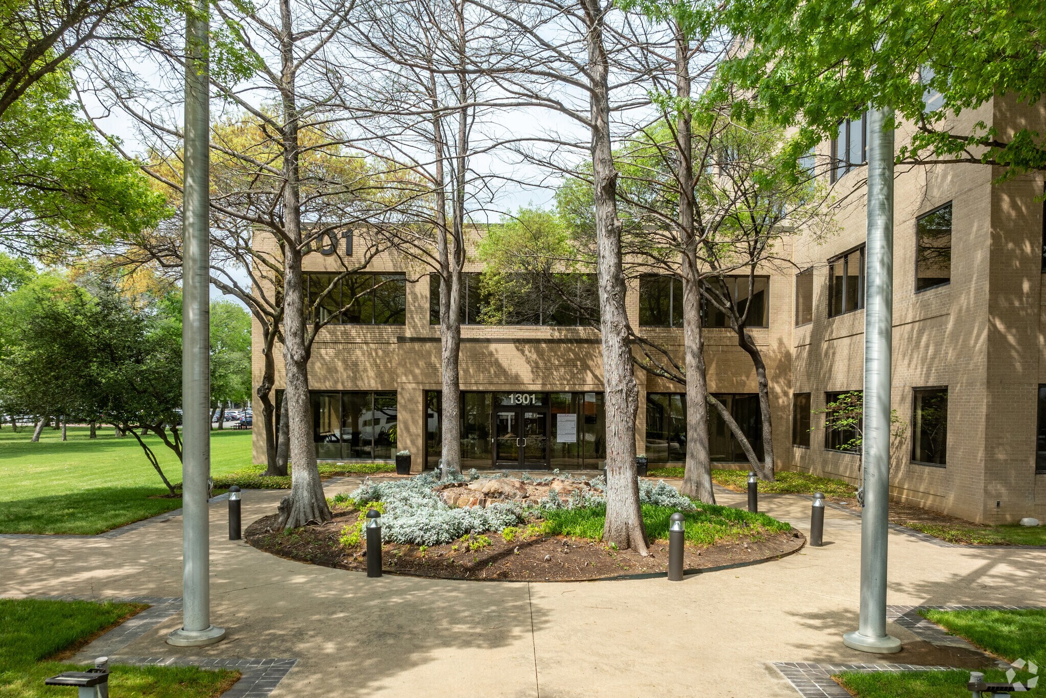 1301 E Collins Blvd, Richardson, TX for Rent