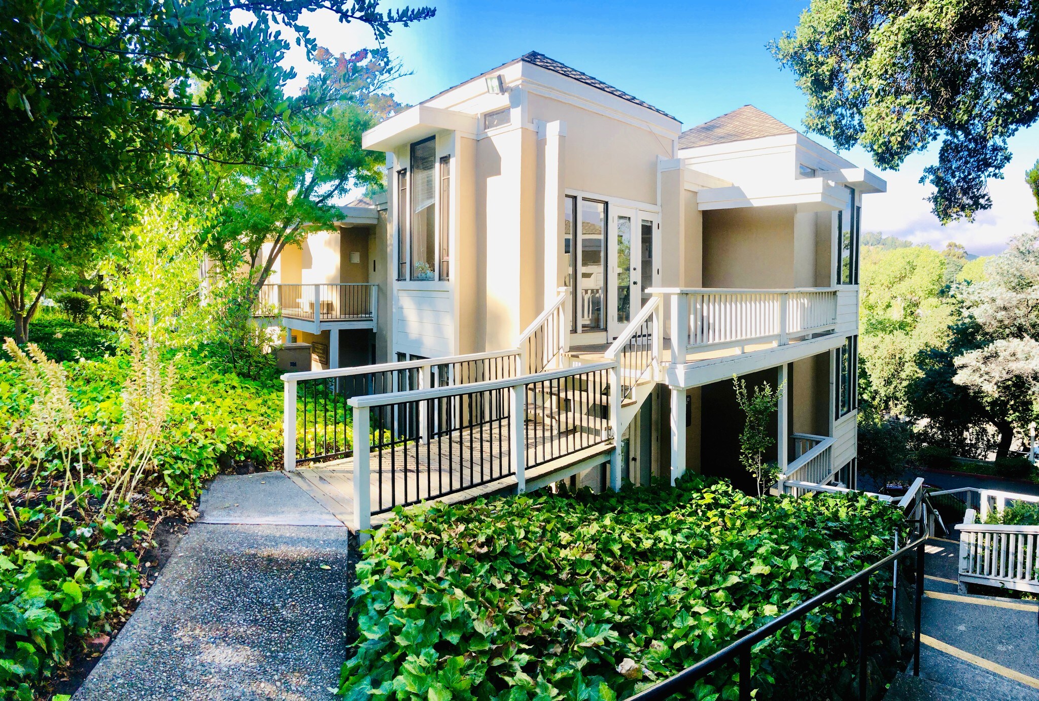 33-45 Quail Ct, Walnut Creek, CA for Rent