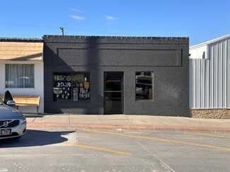 Louisville, NE Storefront - 105 Main St