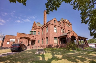 Baraboo, WI Restaurant - 623 Broadway St