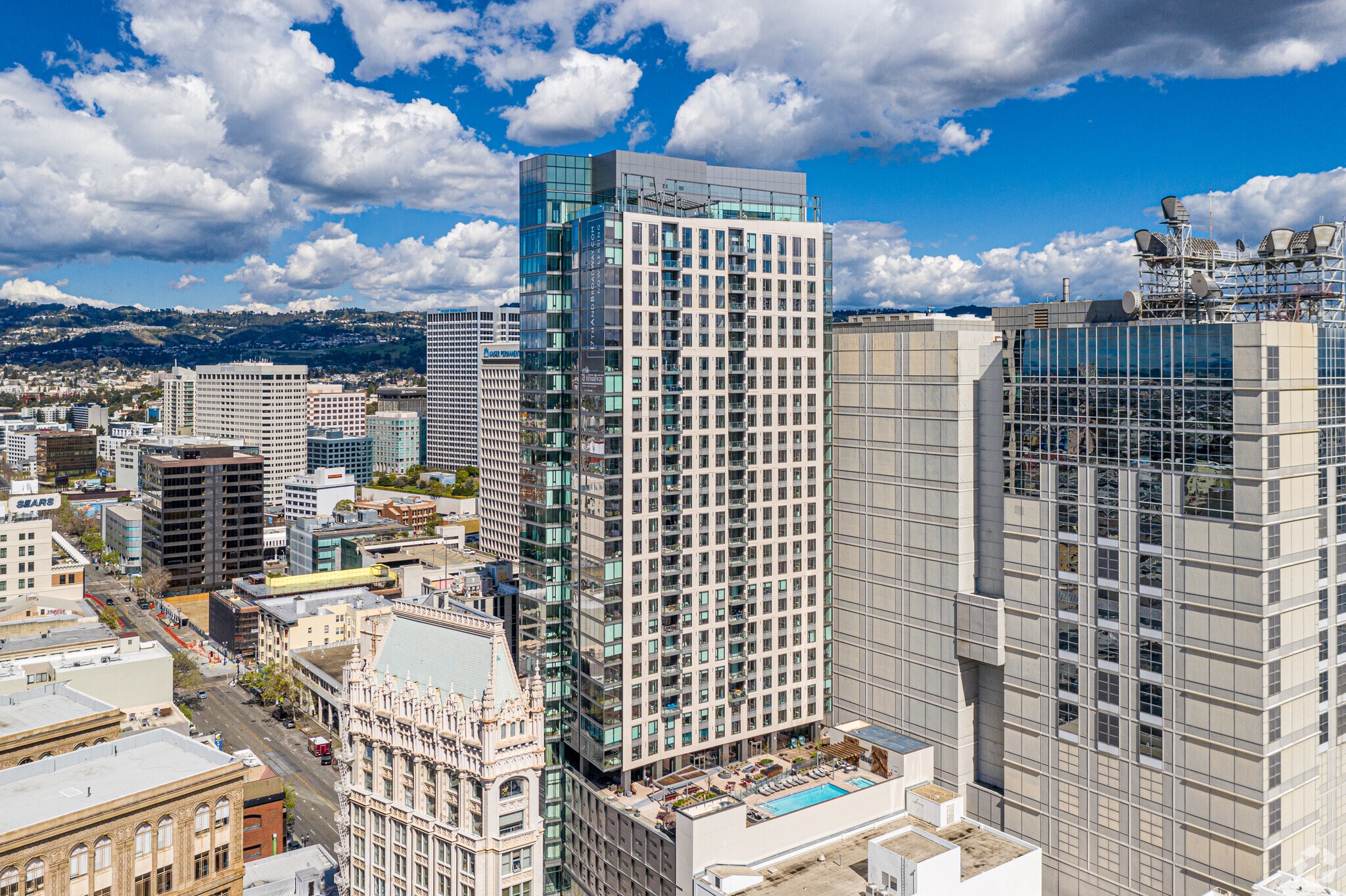 1640 Broadway, Oakland, CA for Rent