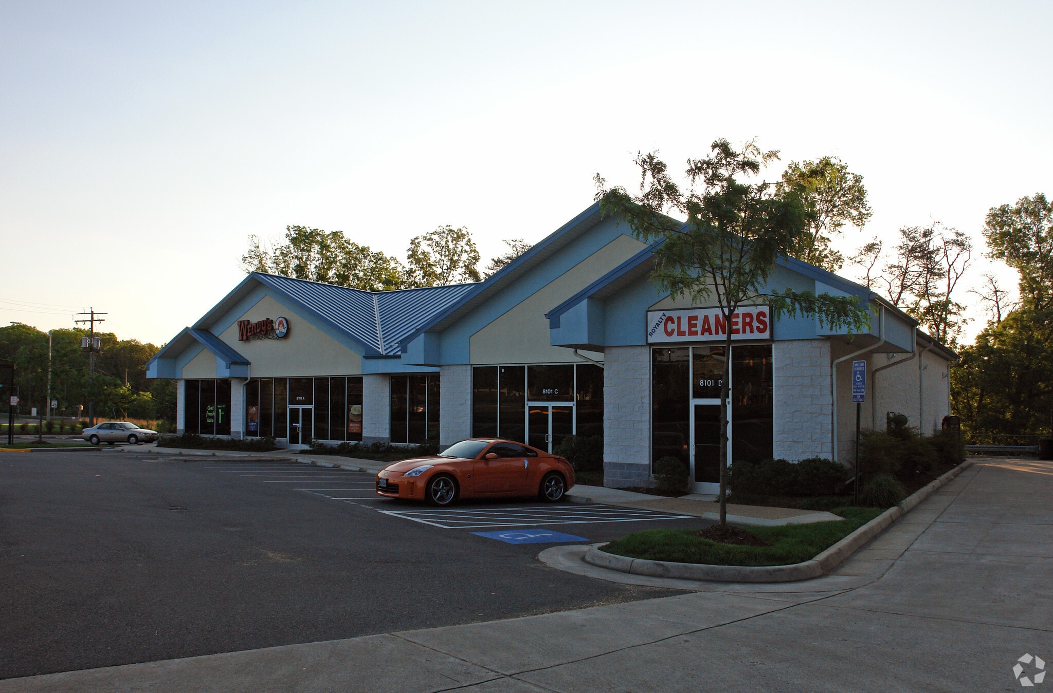 8101-8103 Loisdale Rd, Newington, VA for Rent