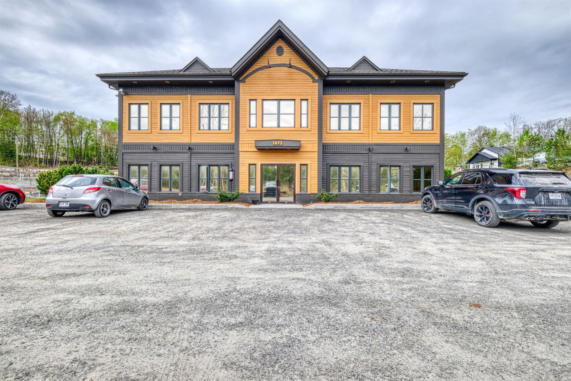 1075 Ch Des Hauteurs, Saint-hippolyte, QC for Sale