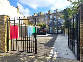 London, LND Office - 2A St Johns Hill Grove