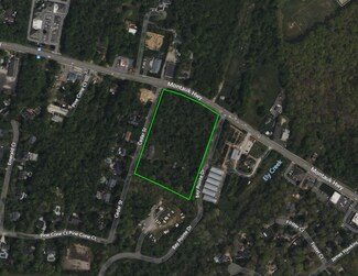 Moriches, NY Residential Land - 1 Cedar St