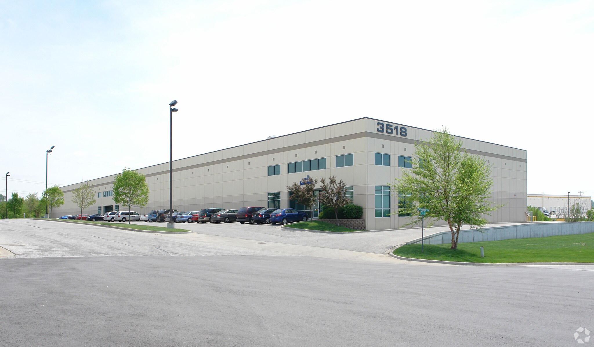 3518-3522 Enterprise Dr, Kansas City, MO for Rent