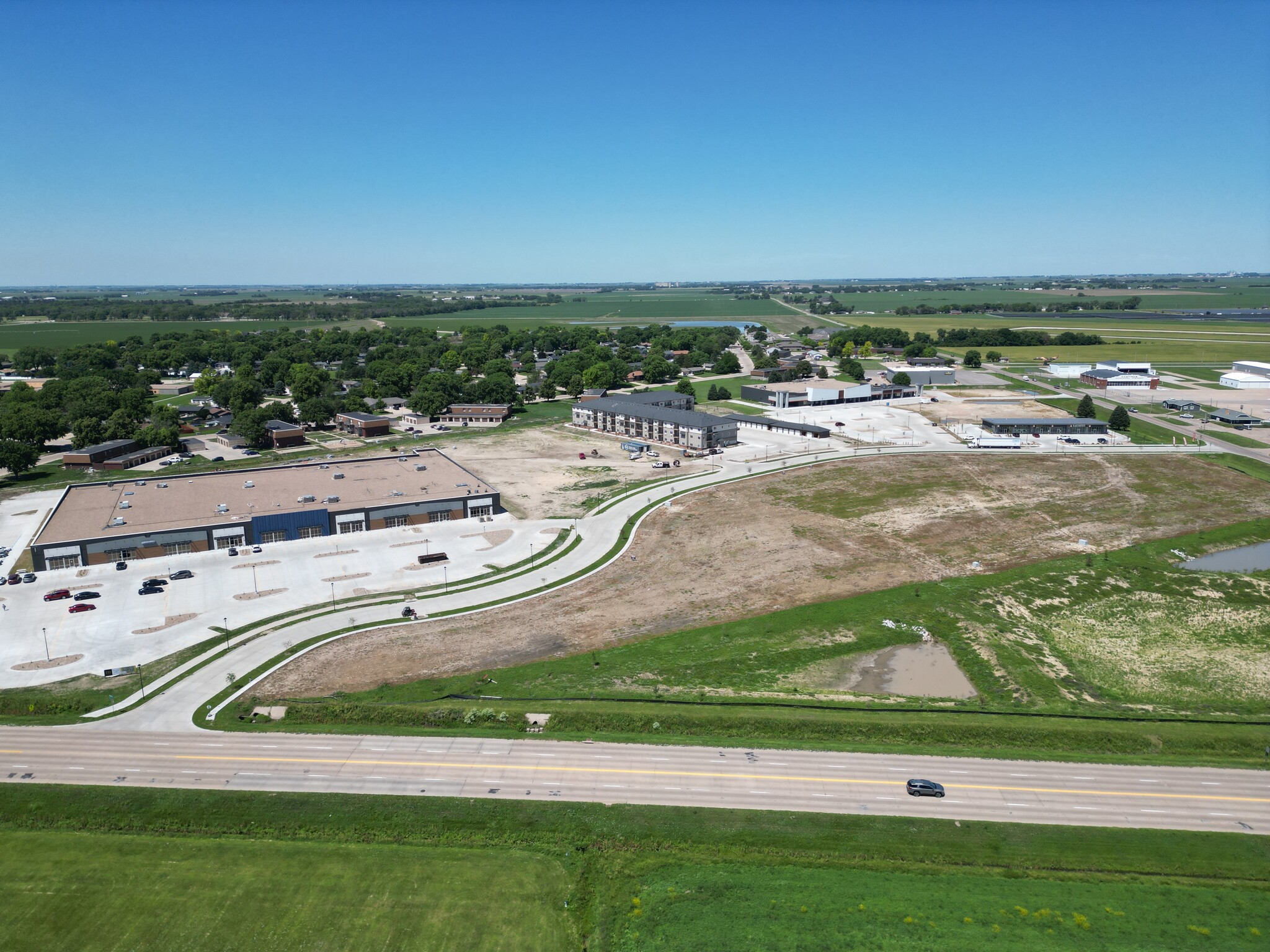 W 12th St & Theatre Lot 4 dr, Hastings, NE for Sale