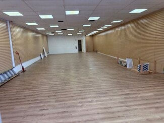 Bakersfield, CA Retail - 2203-2309 Brundage Ln Bakersfield, CA Retail - 2203-2309 Brundage Ln