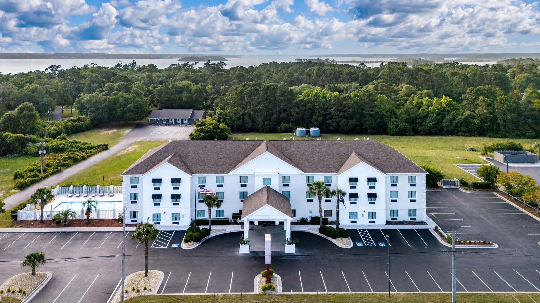 801 Cedar Point Blvd, Cedar Point, NC for Sale