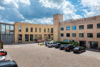 Chicago, IL Office, Office/Retail, Retail - 3057 N Rockwell St