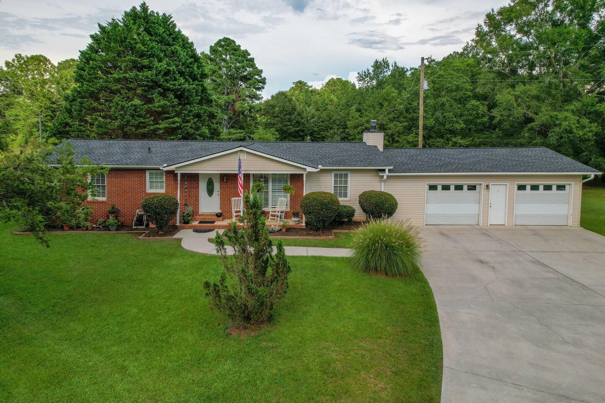 1537 Jackson St, Locust Grove, GA for Sale