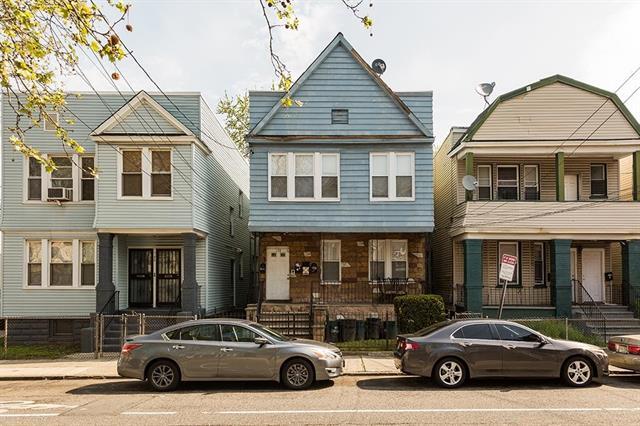 138 Woodlawn Ave, Jersey City, NJ for Sale