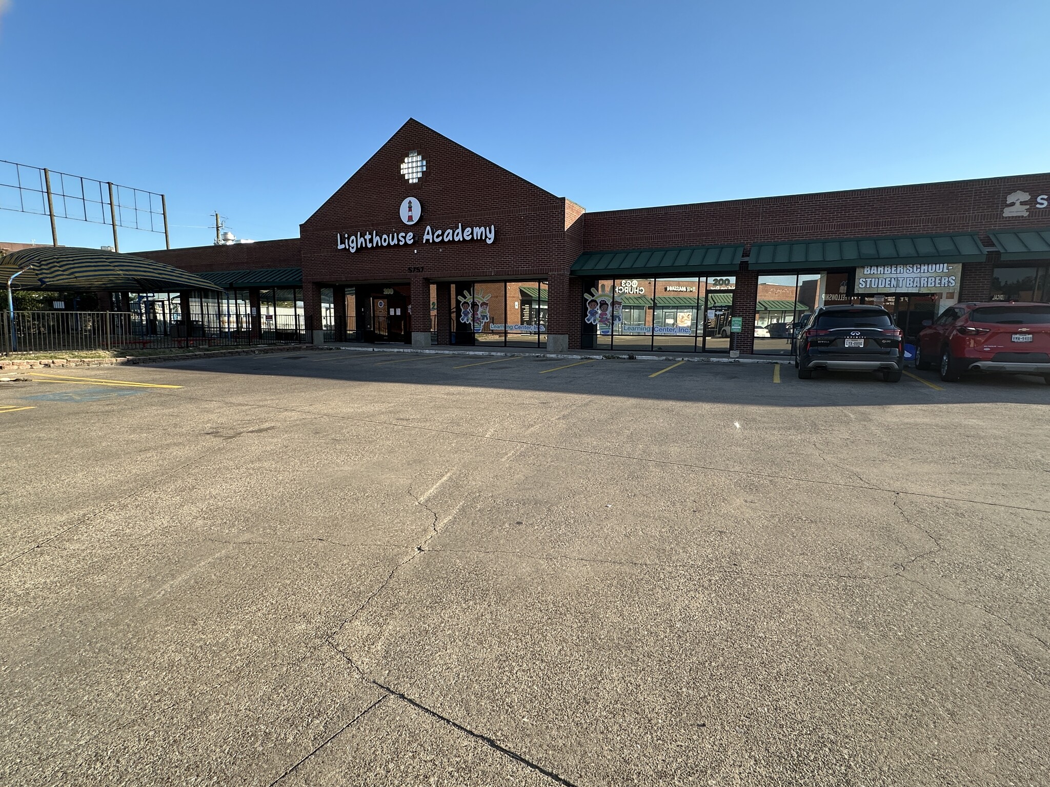 5747-5757 Samuell Blvd, Dallas, TX for Rent