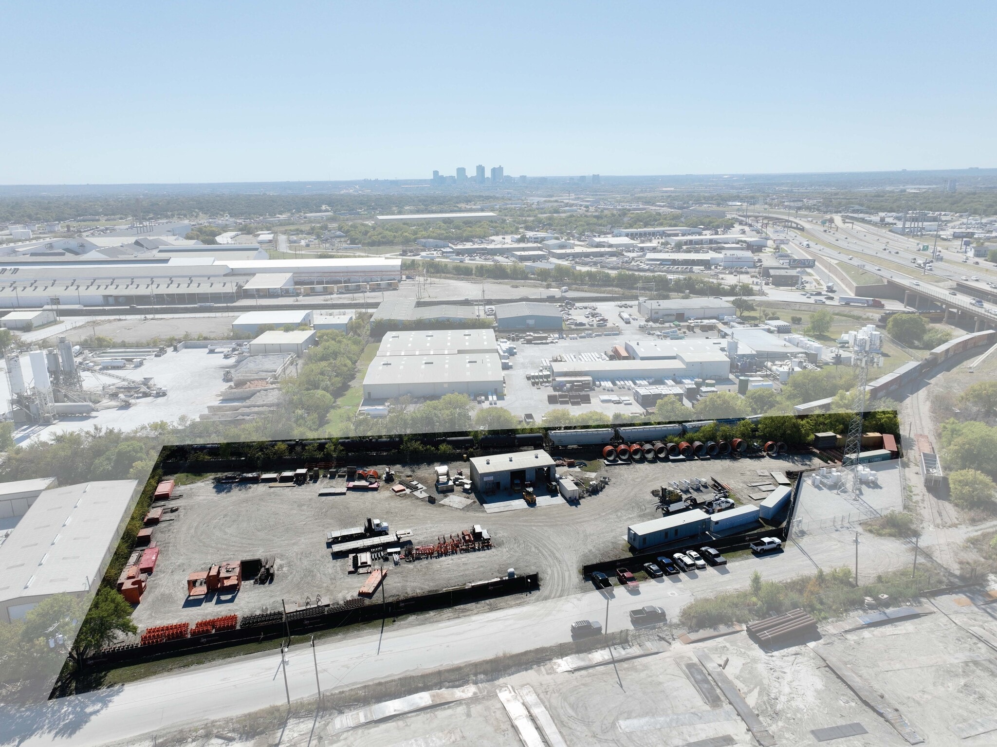 2420 NE 35th St, Fort Worth, TX for Rent