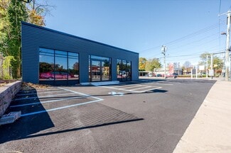 East Northport, NY Freestanding - 304 Larkfield Rd