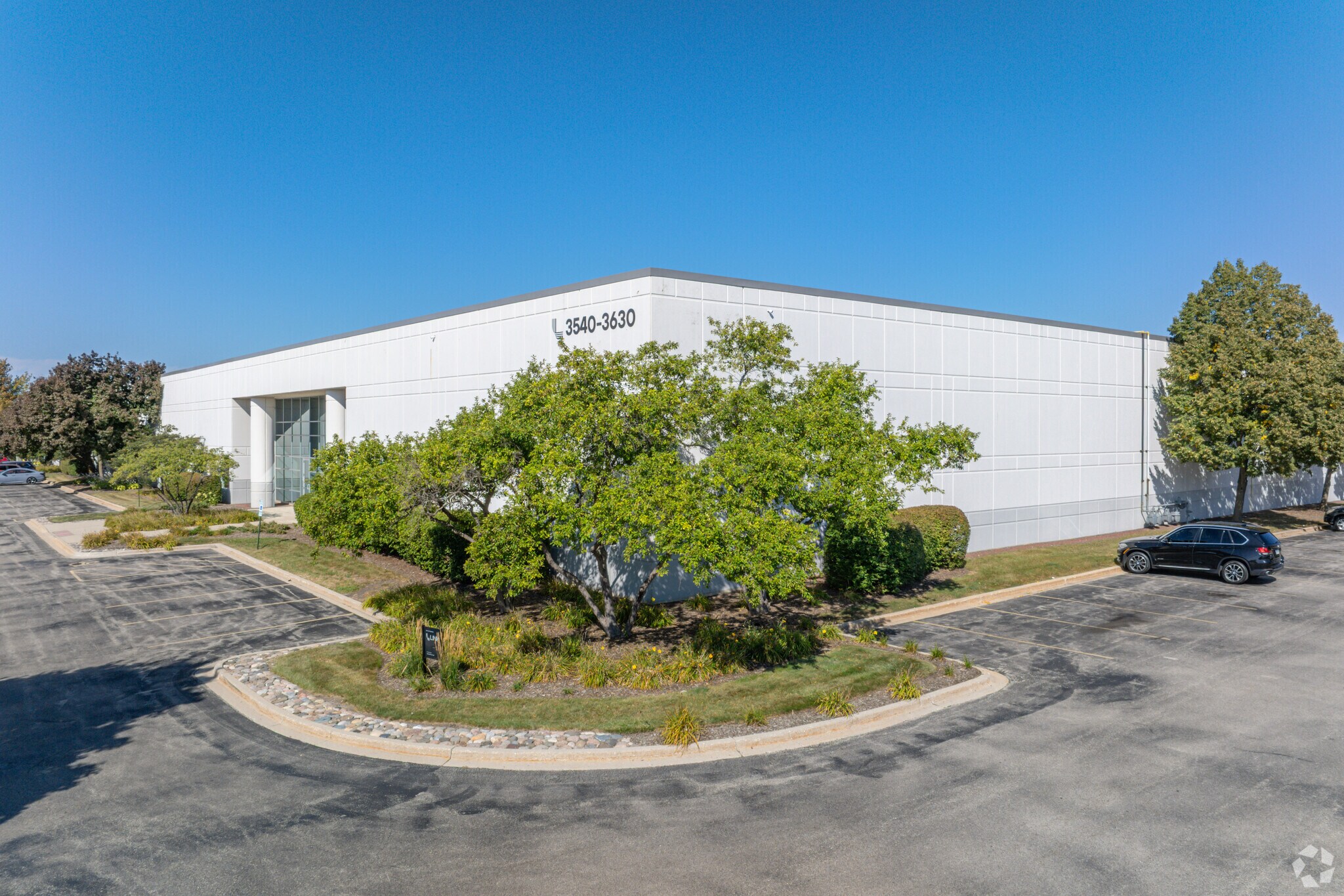 3540-3630 Amhurst Pky, Waukegan, IL for Rent