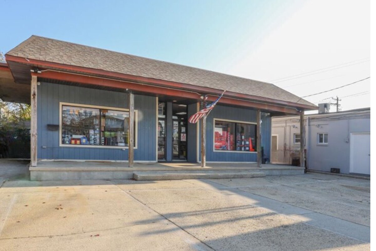 105 W Aster Rd Wildwood, NJ 08260 Retail Property for Sale on