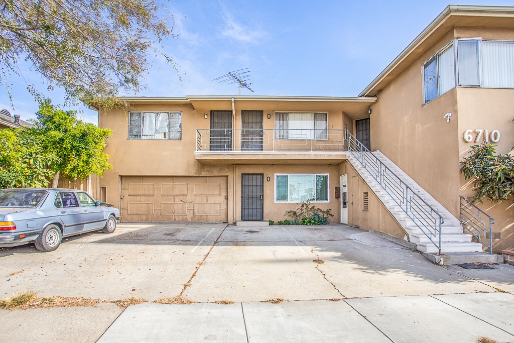 632 W Hillsdale St, Inglewood, CA for Sale