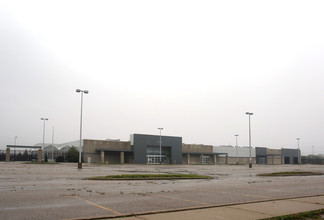 London, ON Retail - 1305 Commissioners Rd E