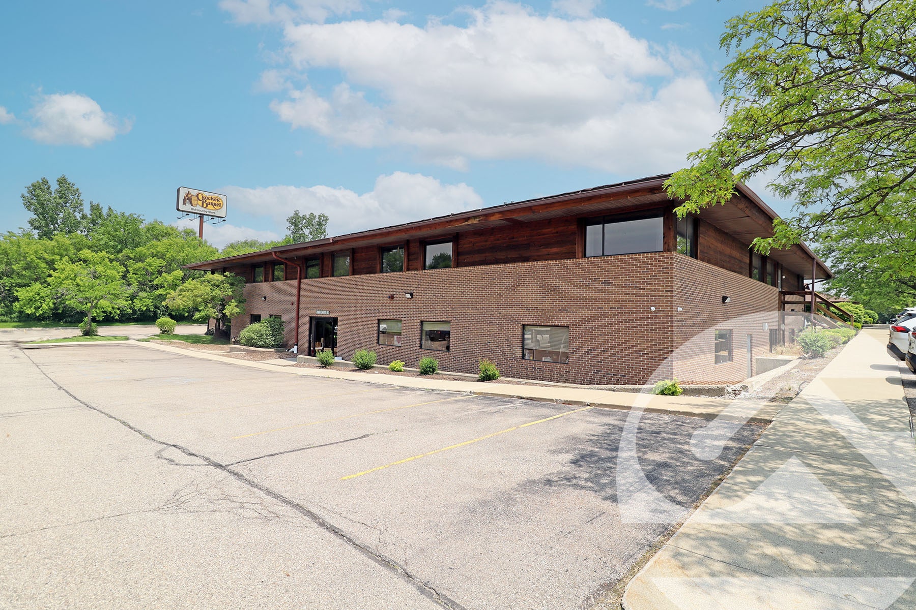 4100 Pier North Blvd, Flint, MI for Sale