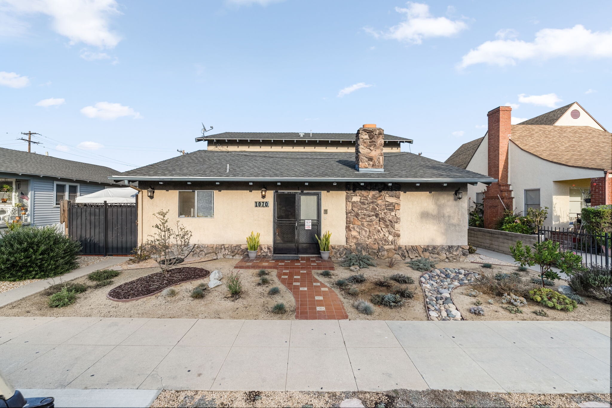 1070 Freeman Ave, Long Beach, CA for Sale