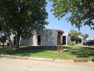 Bethany, OK Retail - 2345-2353 N Thompkins Ave