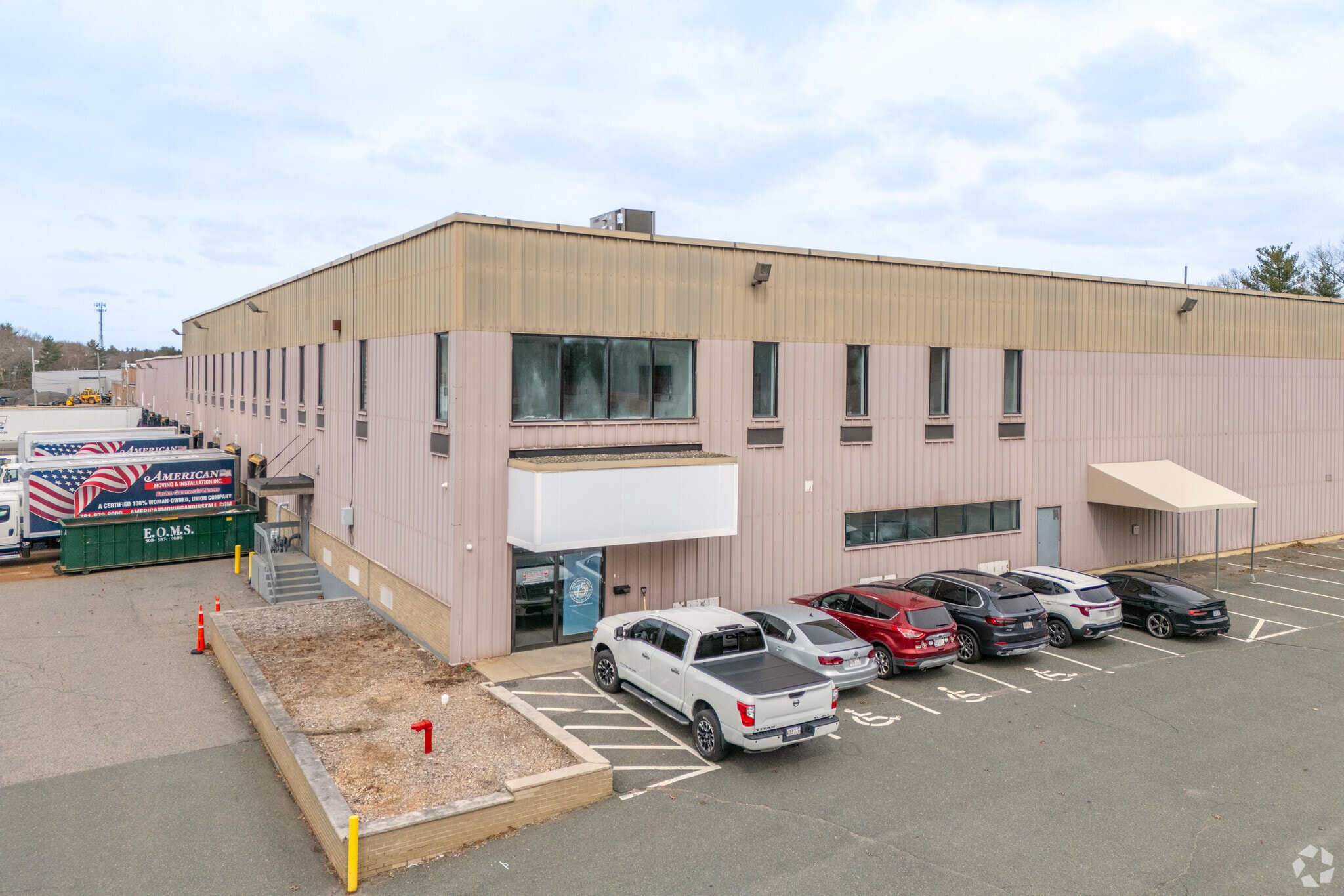 100 Wearguard Dr, Hanover, MA for Rent