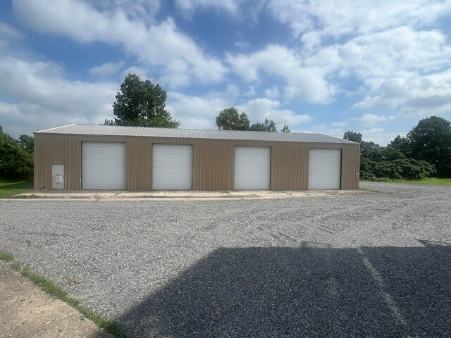 1412 Highway 65 N, Twin Groves, AR for Rent