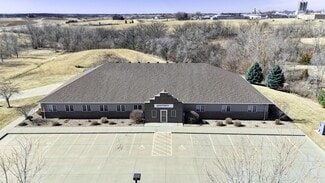 Pella, IA Office - 411 SE 9th St