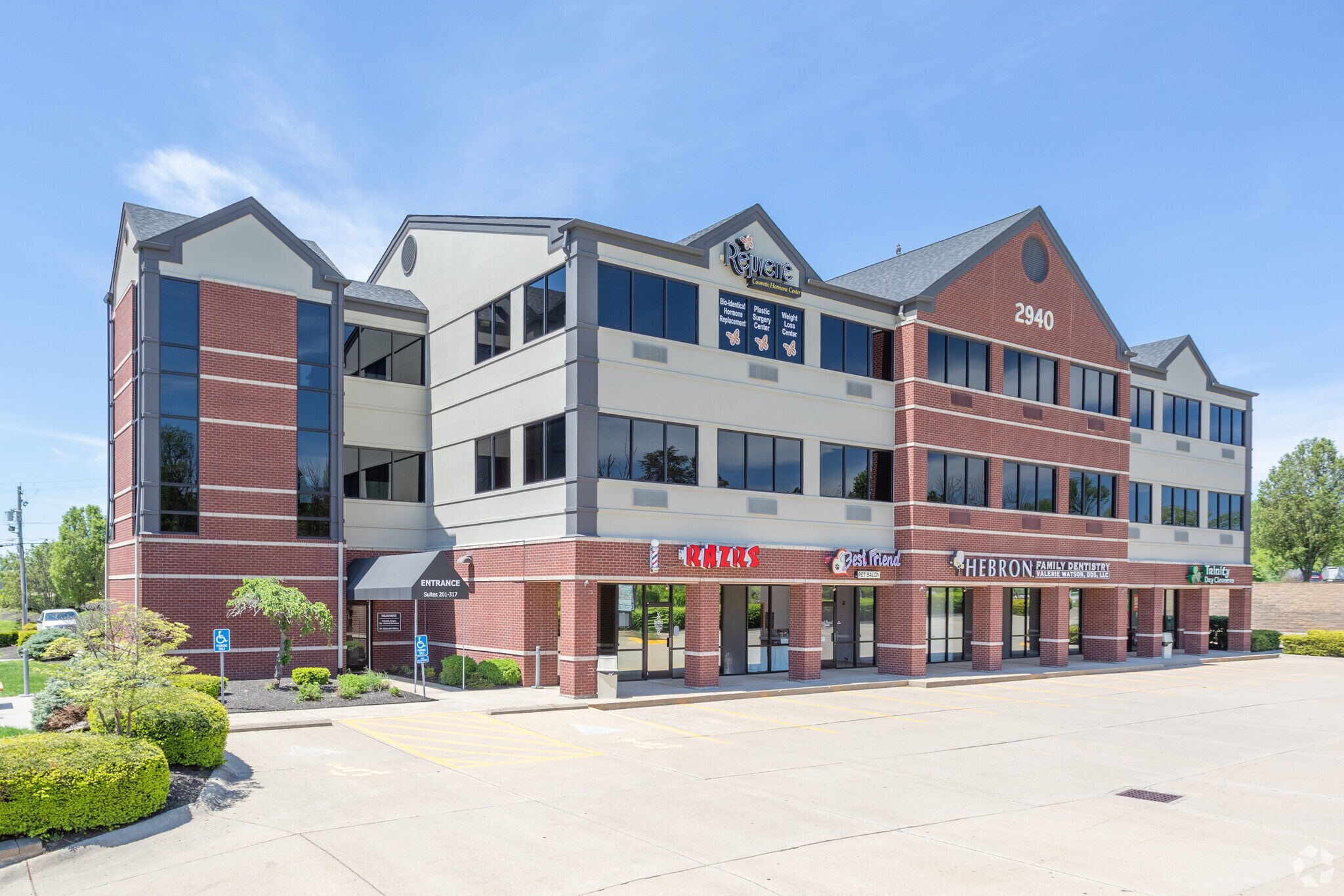 2940 Hebron Park Dr, Hebron, KY for Rent