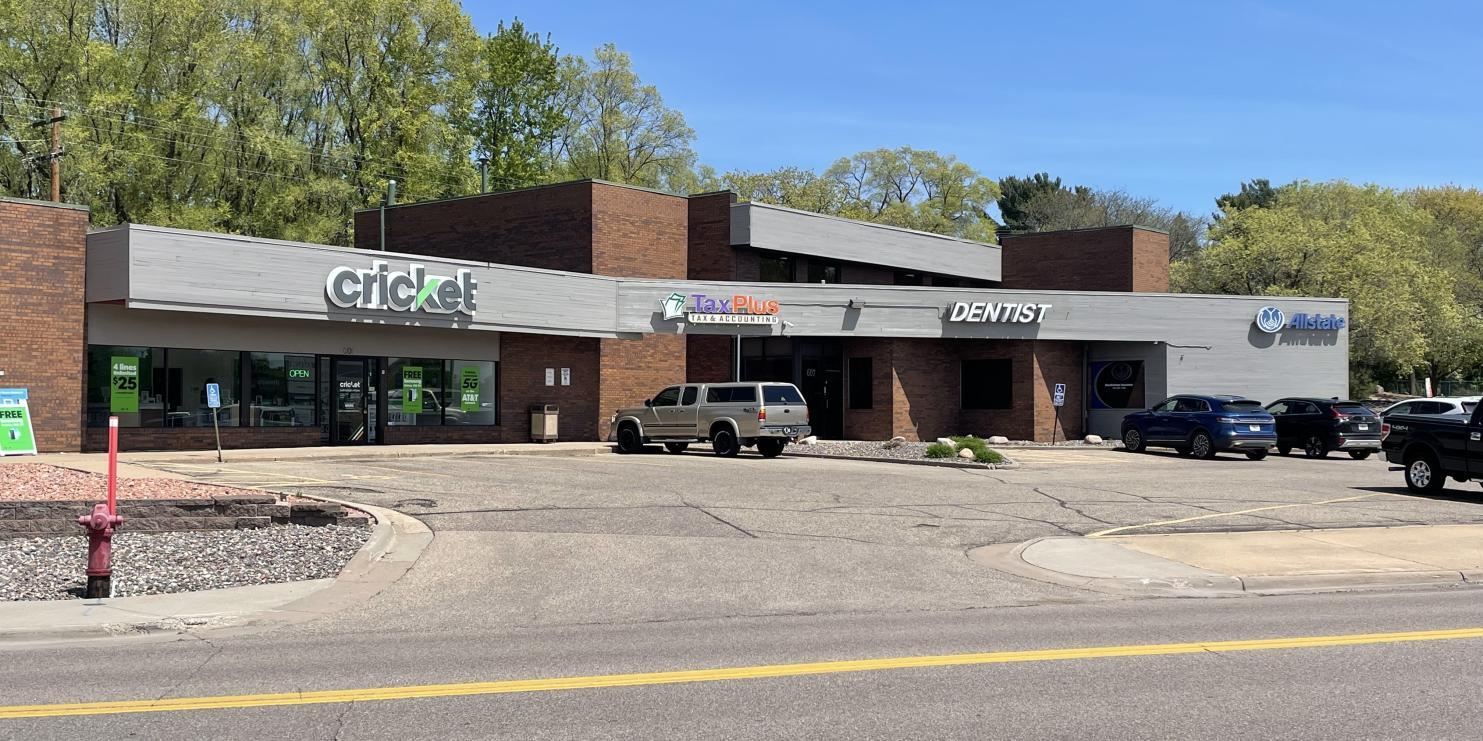 601-609 County Road 10 NE, Blaine, MN for Rent