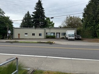 Portland, OR Light Distribution - 2502 SW Multnomah Blvd