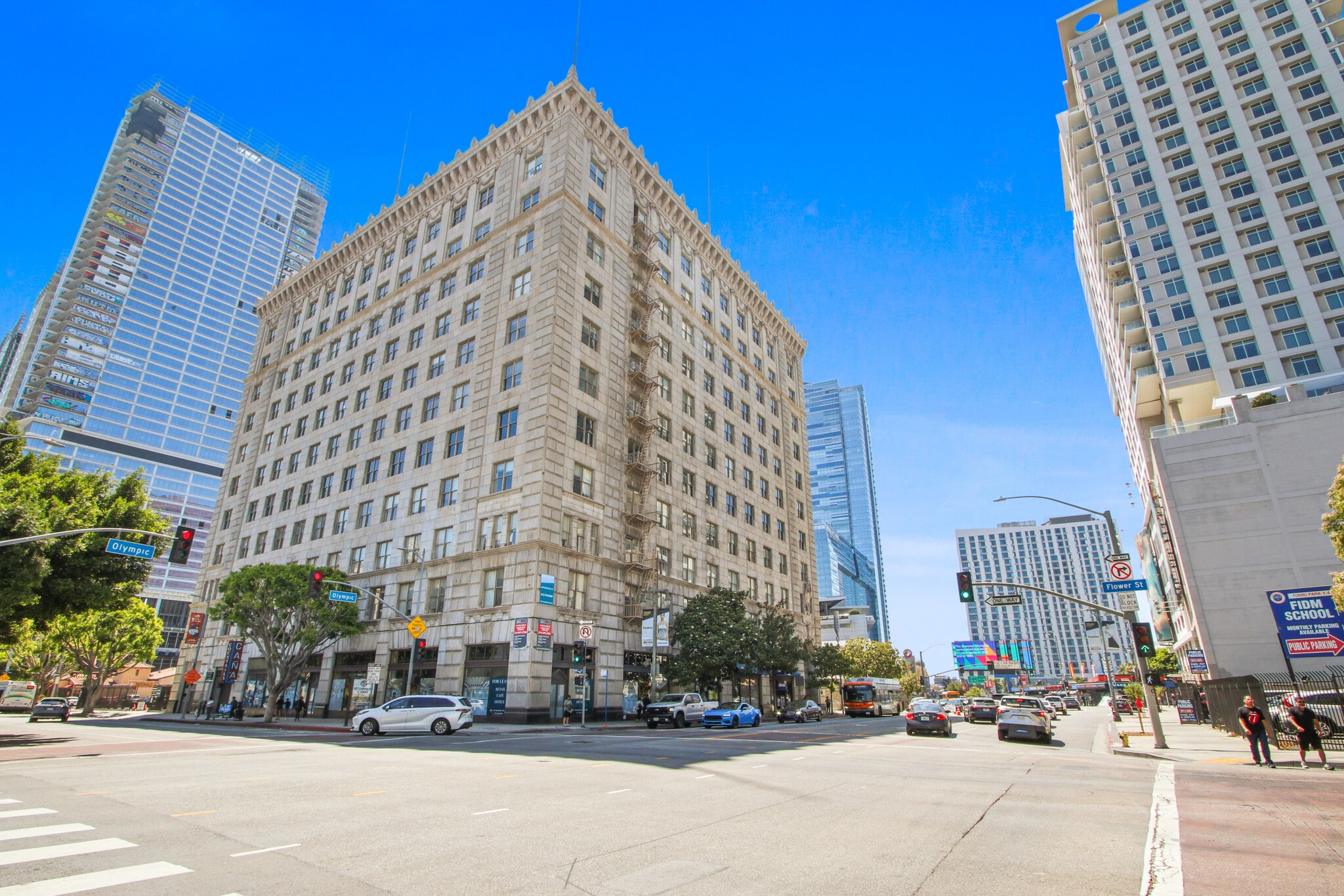 710-714 W Olympic Blvd, Los Angeles, CA for Rent