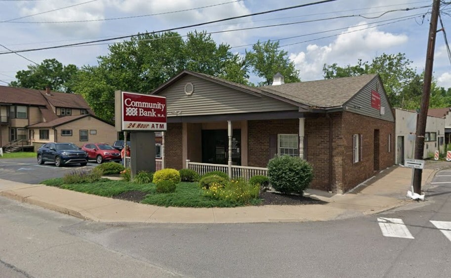 8192 State Rte 6, Meshoppen, PA for Sale