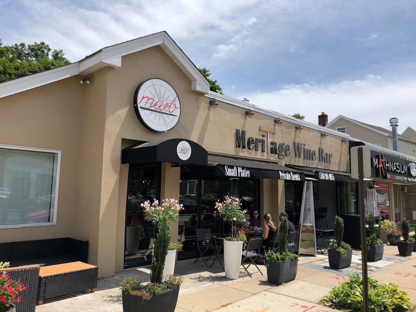 90 School St, Glen Cove, NY for Rent