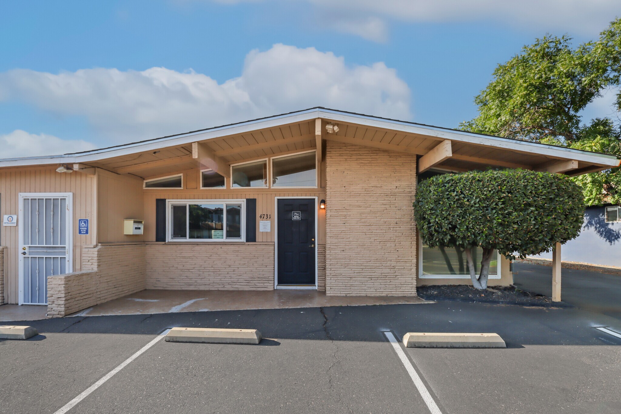 4731 El Camino Ave, Carmichael, CA for Sale