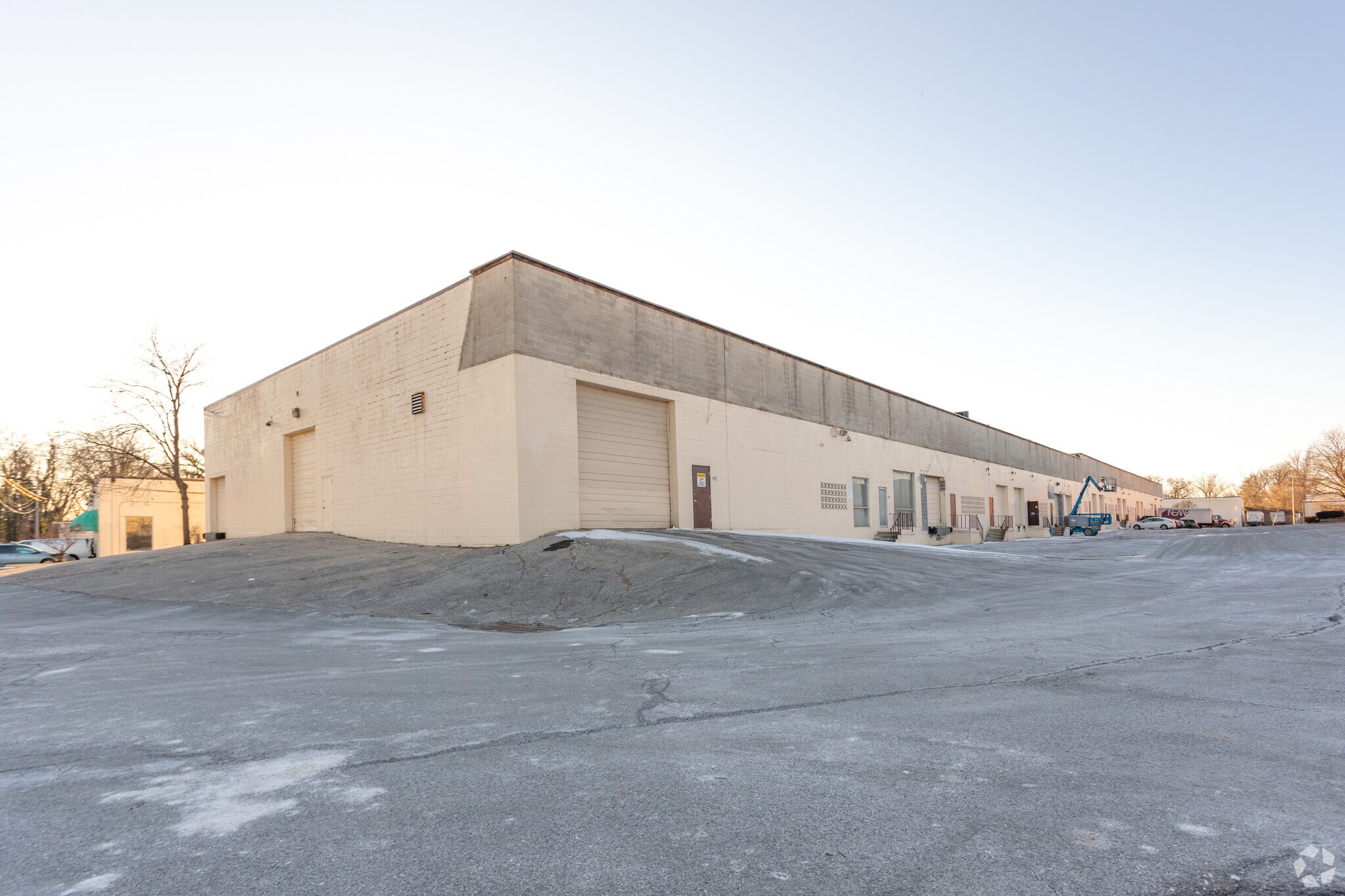 41394153 Amos Ave Baltimore, MD 21215 Flex Property for Sale on