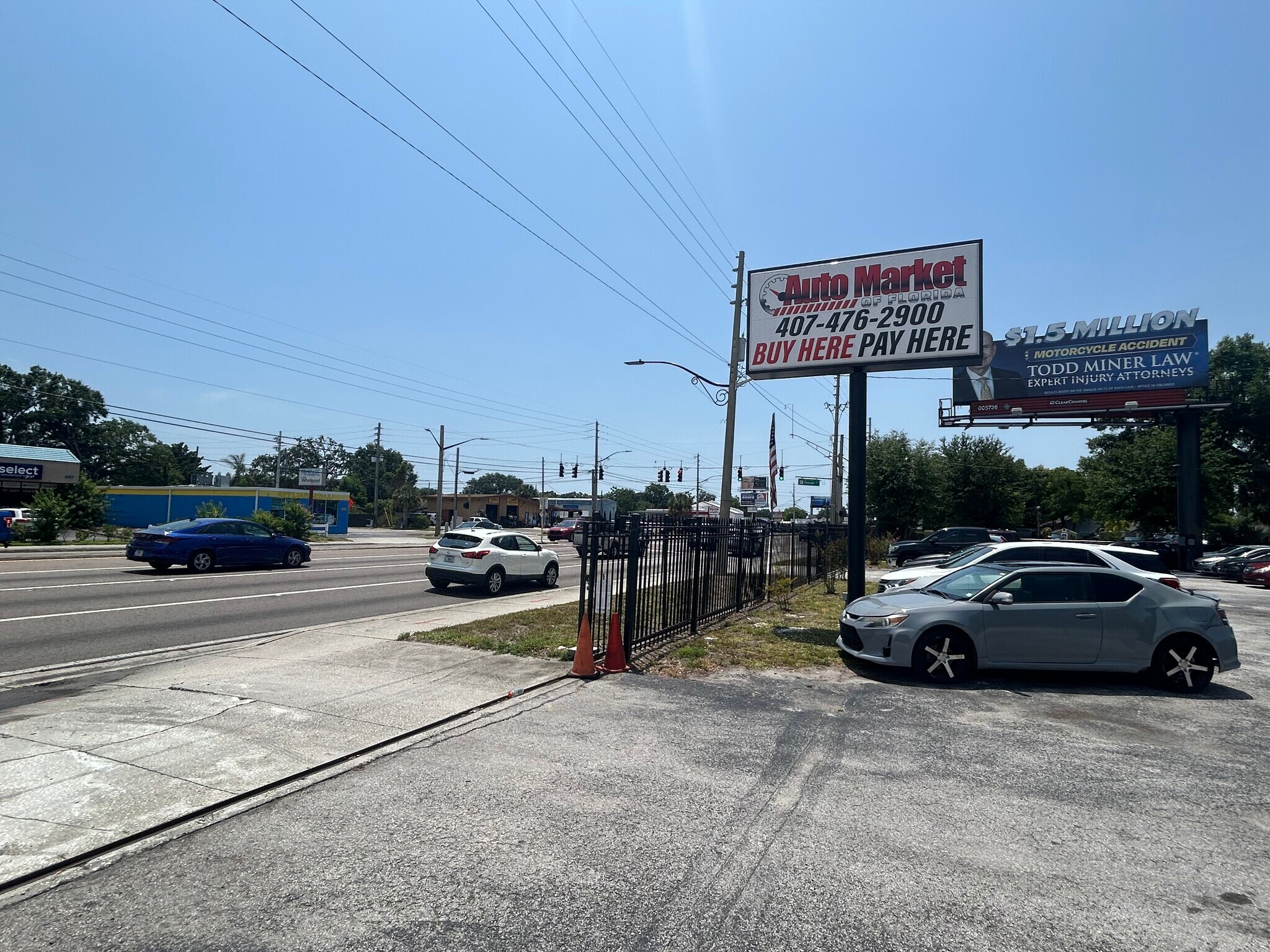690 N Semoran Blvd, Orlando, FL for Sale