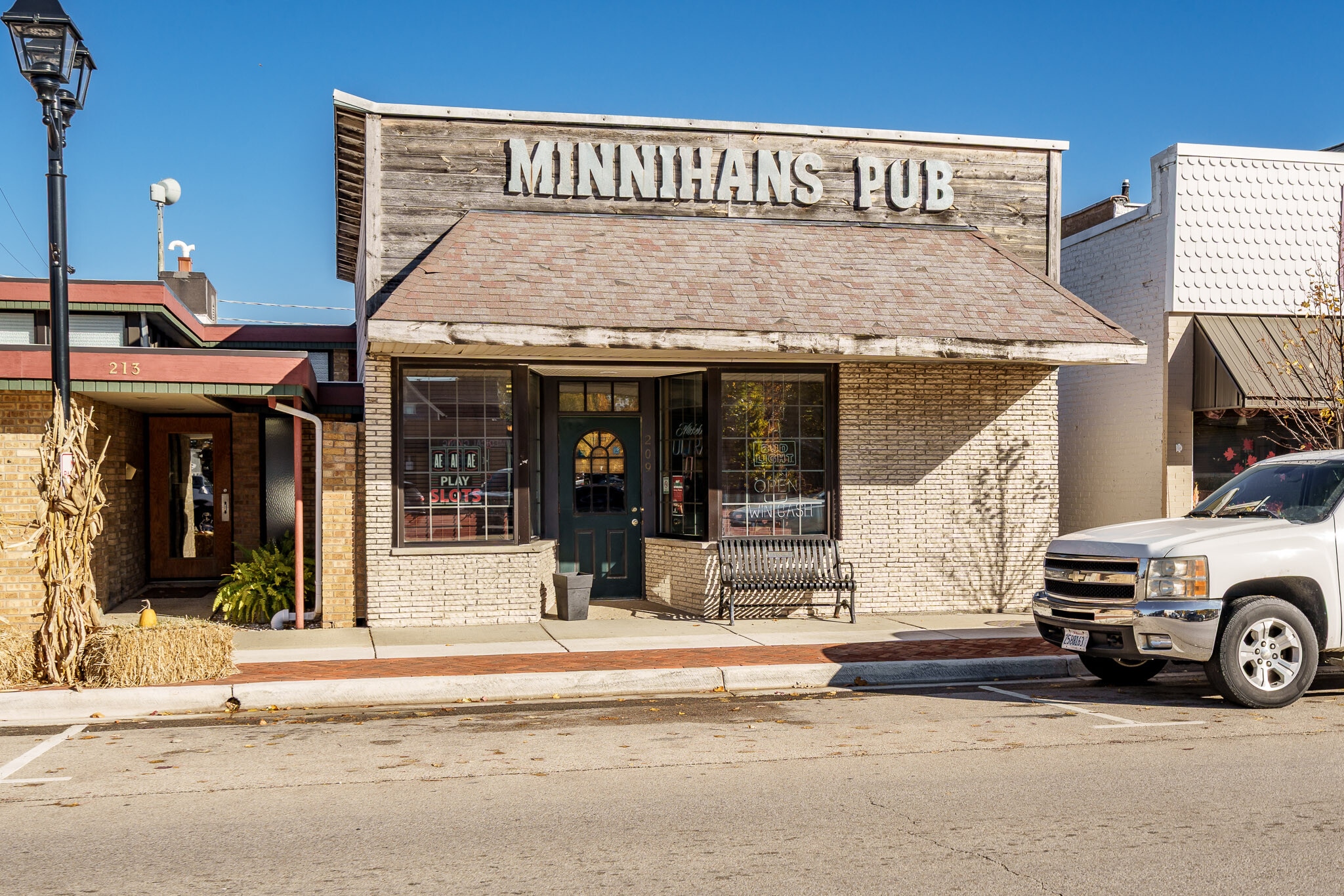 209 W Main St, Genoa, IL for Sale