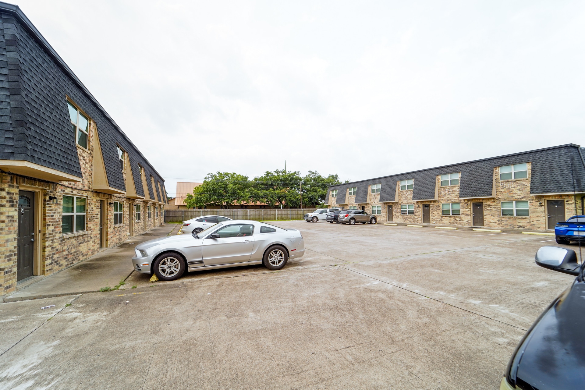 2112-2114 E Airline Rd, Victoria, TX for Sale