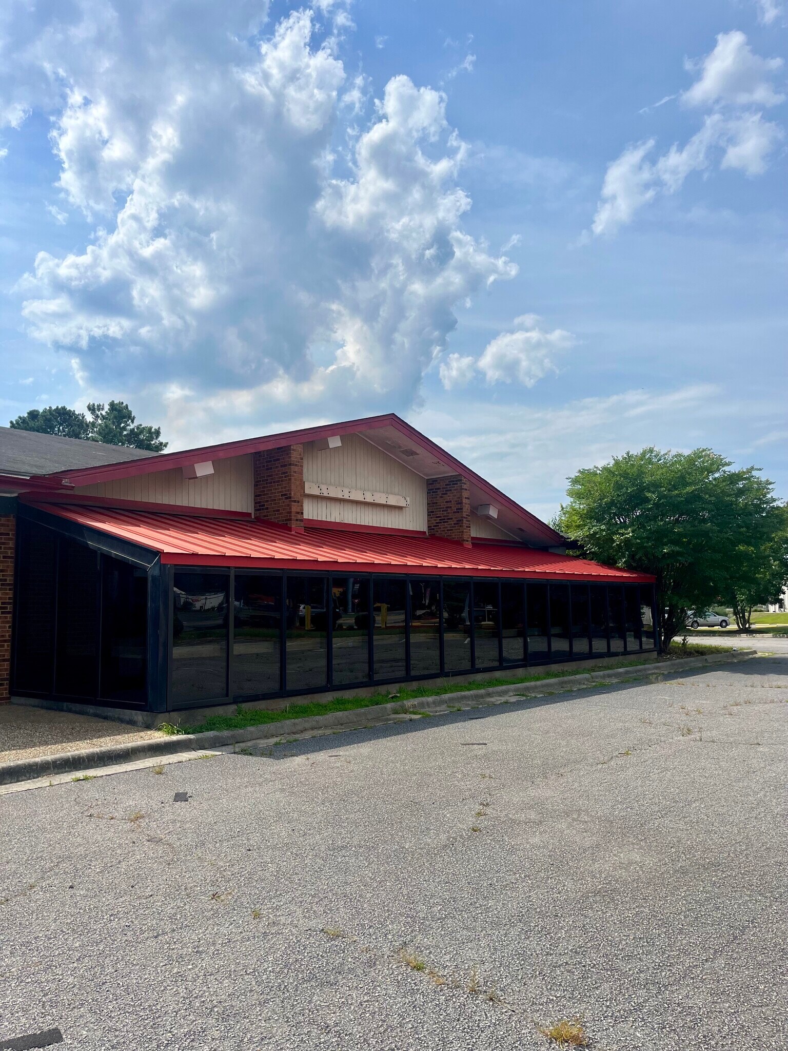 1801 Outlet Center Dr, Selma, NC for Sale