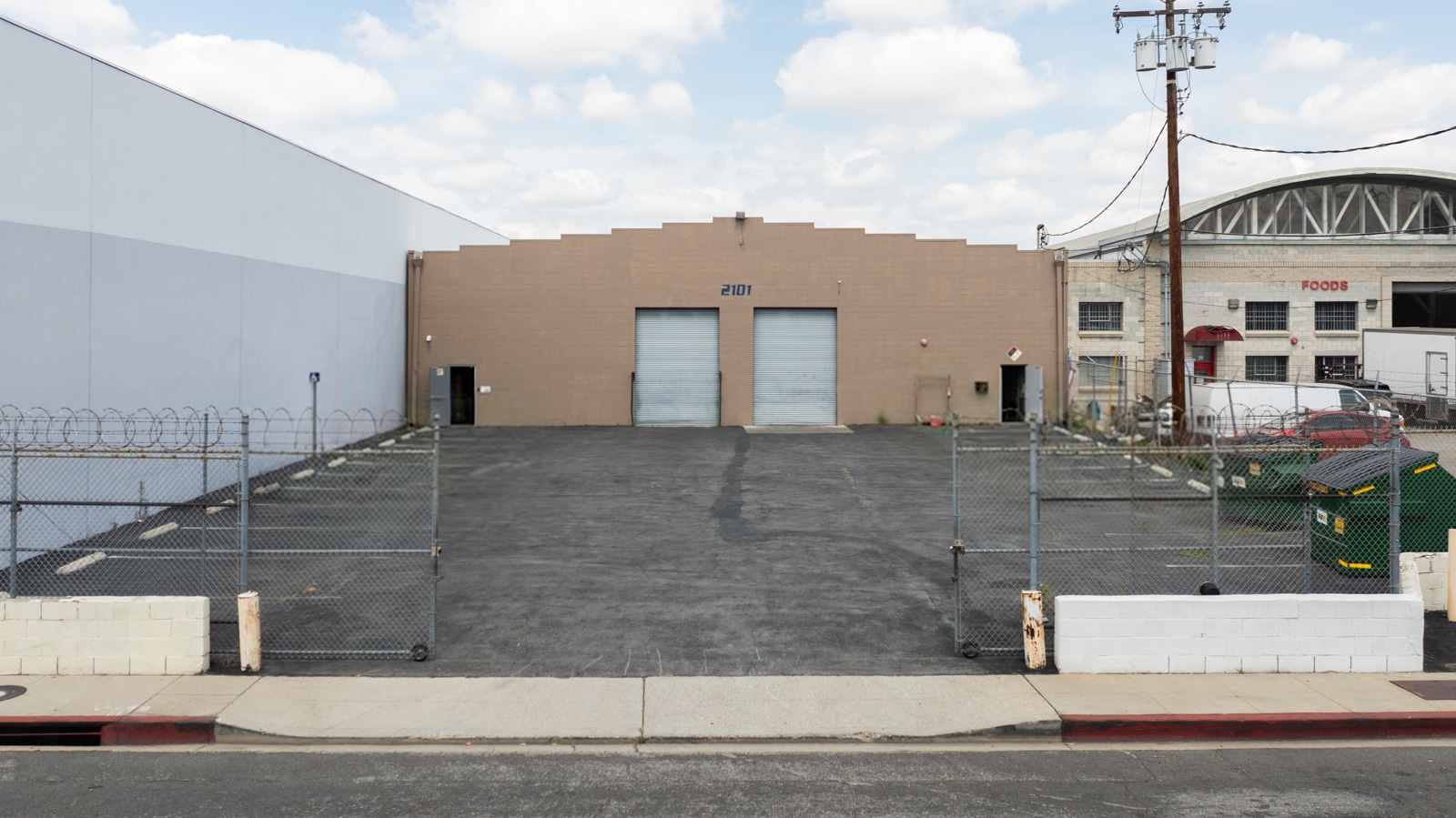 2101 E 51st St, Vernon, CA for Sale