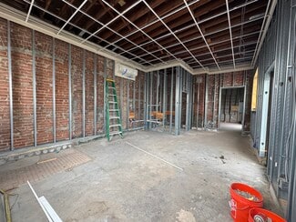 West Hartford, CT Retail - 1049 New Britain Ave