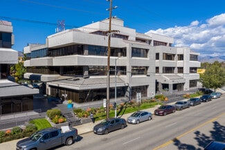 Jade Corporate Center