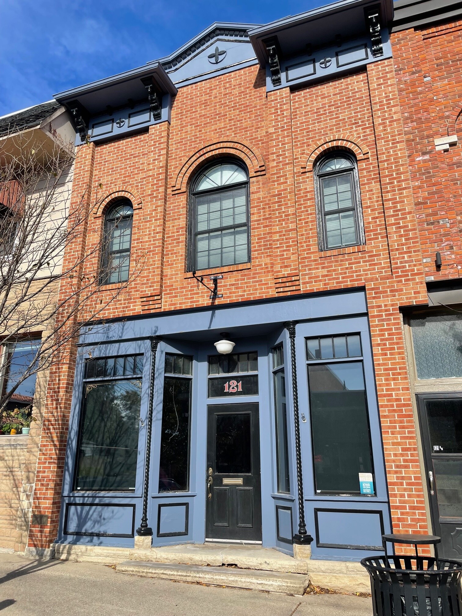 121 1st St NW, Mount Vernon, IA for Rent