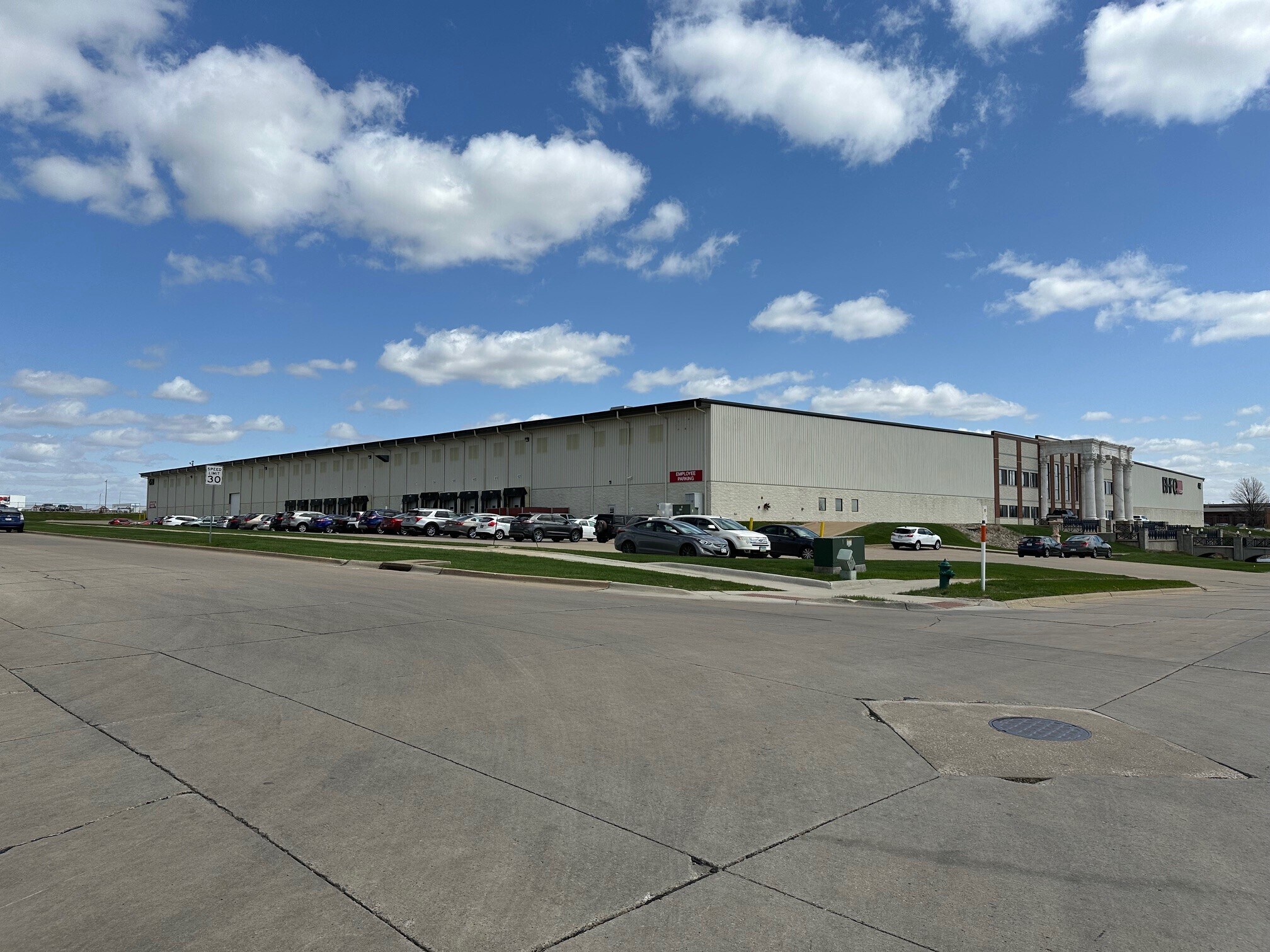 4520 20th Ave SW, Cedar Rapids, IA for Rent