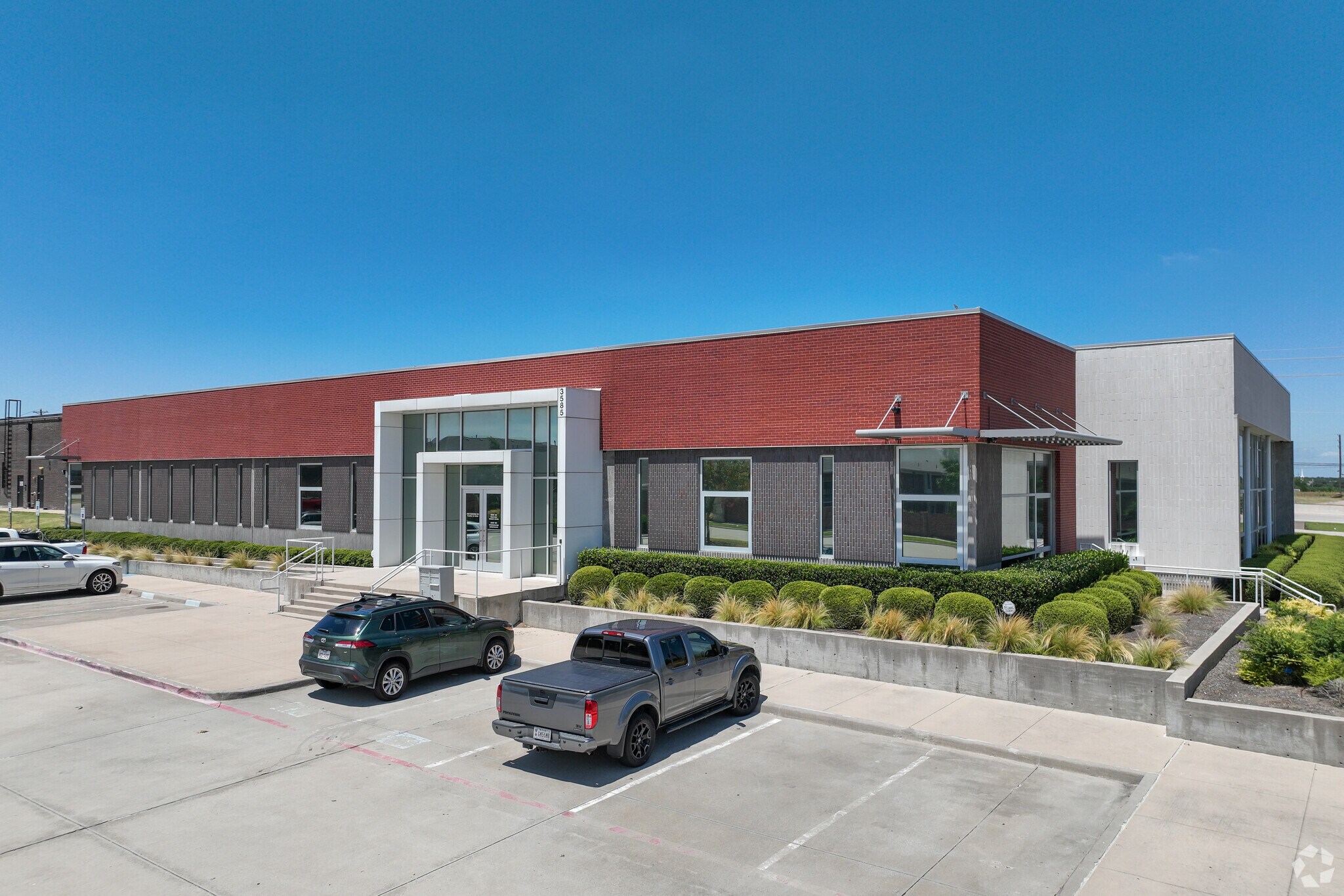 3585 National Dr, Plano, TX for Rent