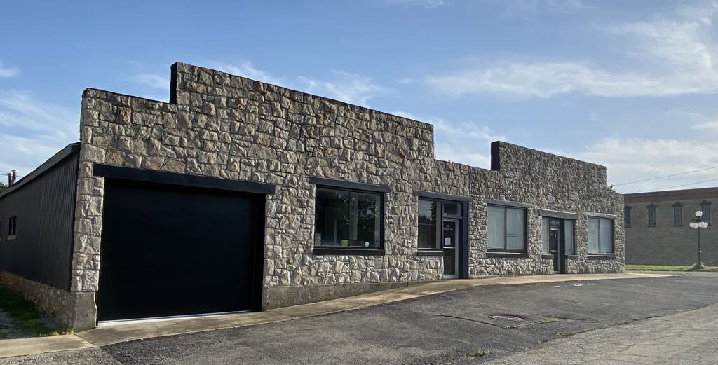 202 E 5th Ave, Garnett, KS for Sale