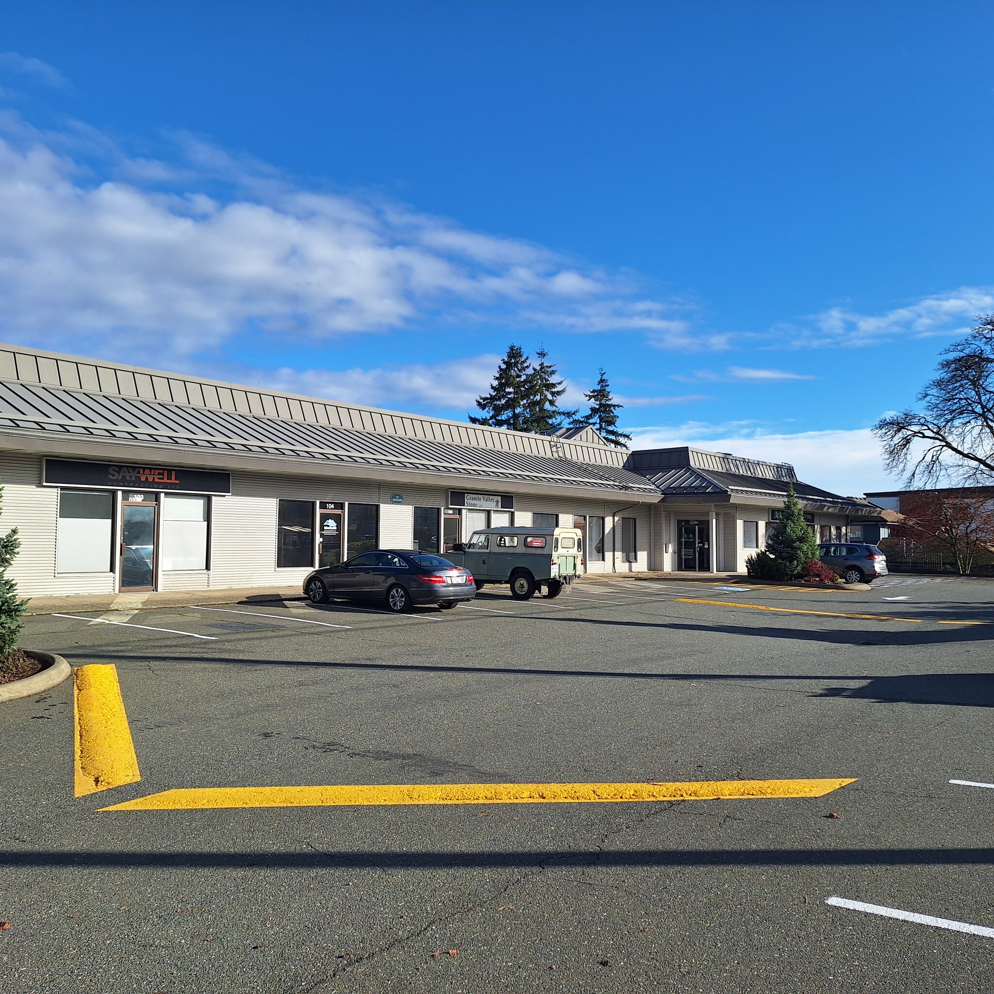 1742 Cliffe Av, Courtenay, BC for Rent